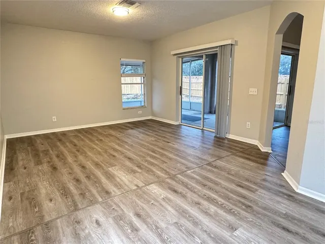 $2,595 | 14938 Deer Meadow Drive, Lutz, FL 33559