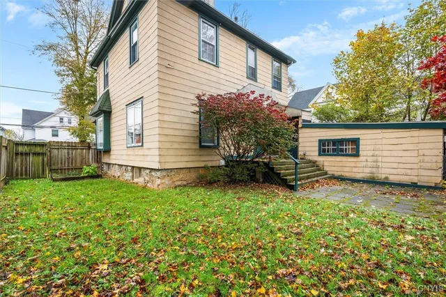 $193,000 | 160 South Seward Avenue, Auburn, NY 13021