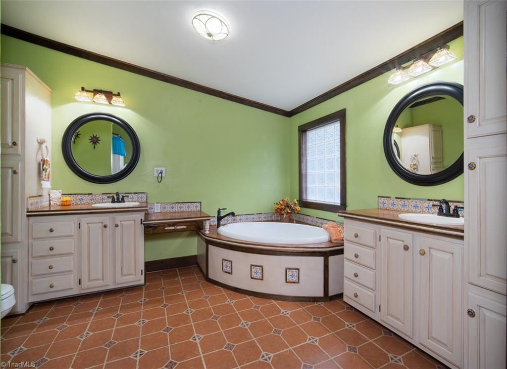 147 Germantown Road Pelham, NC 27311 - Photo 10 of 30 Gallery Image 10