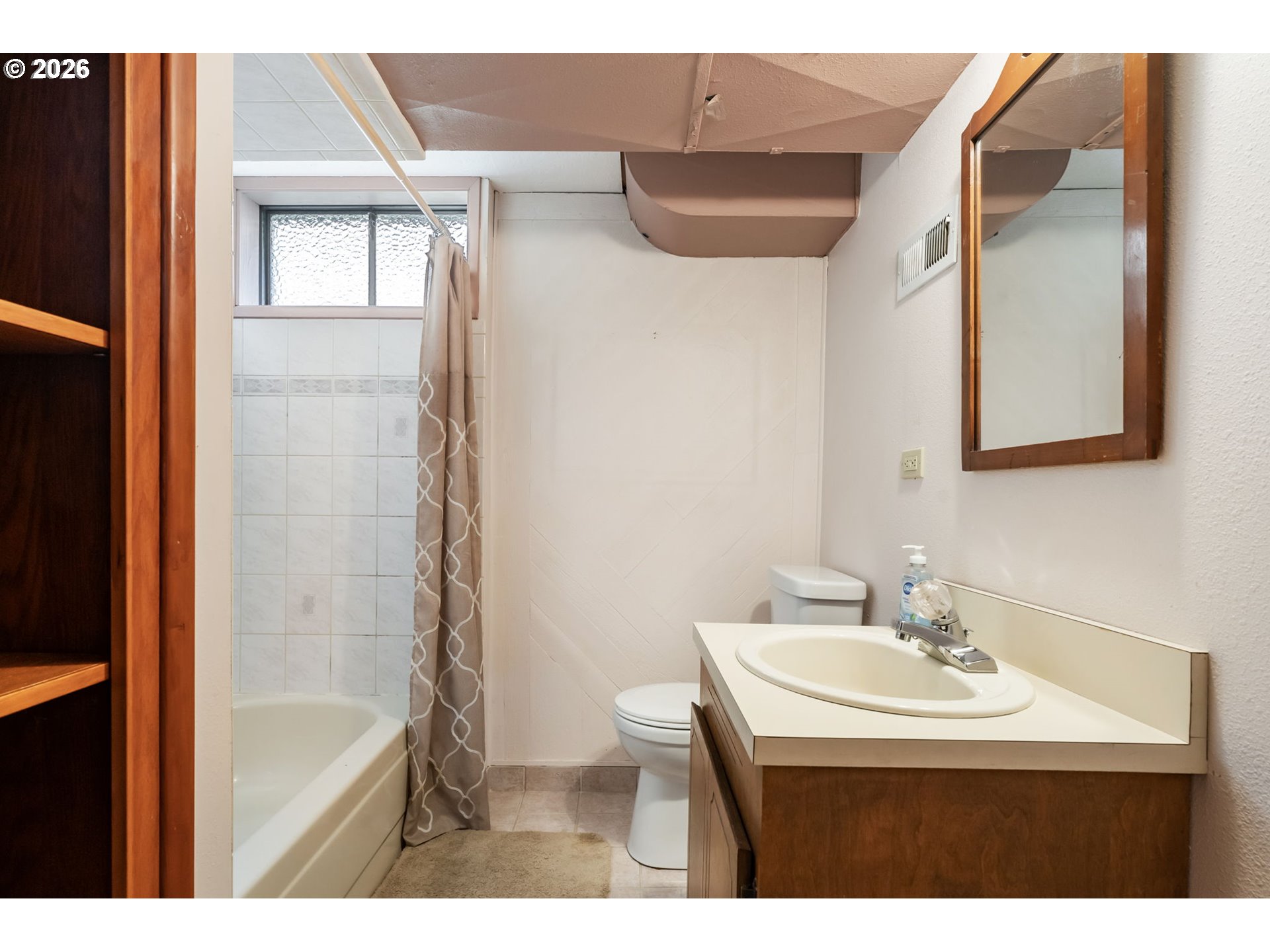 3623 Northeast 67th Avenue Portland, OR 97213 - Photo 23 of 46