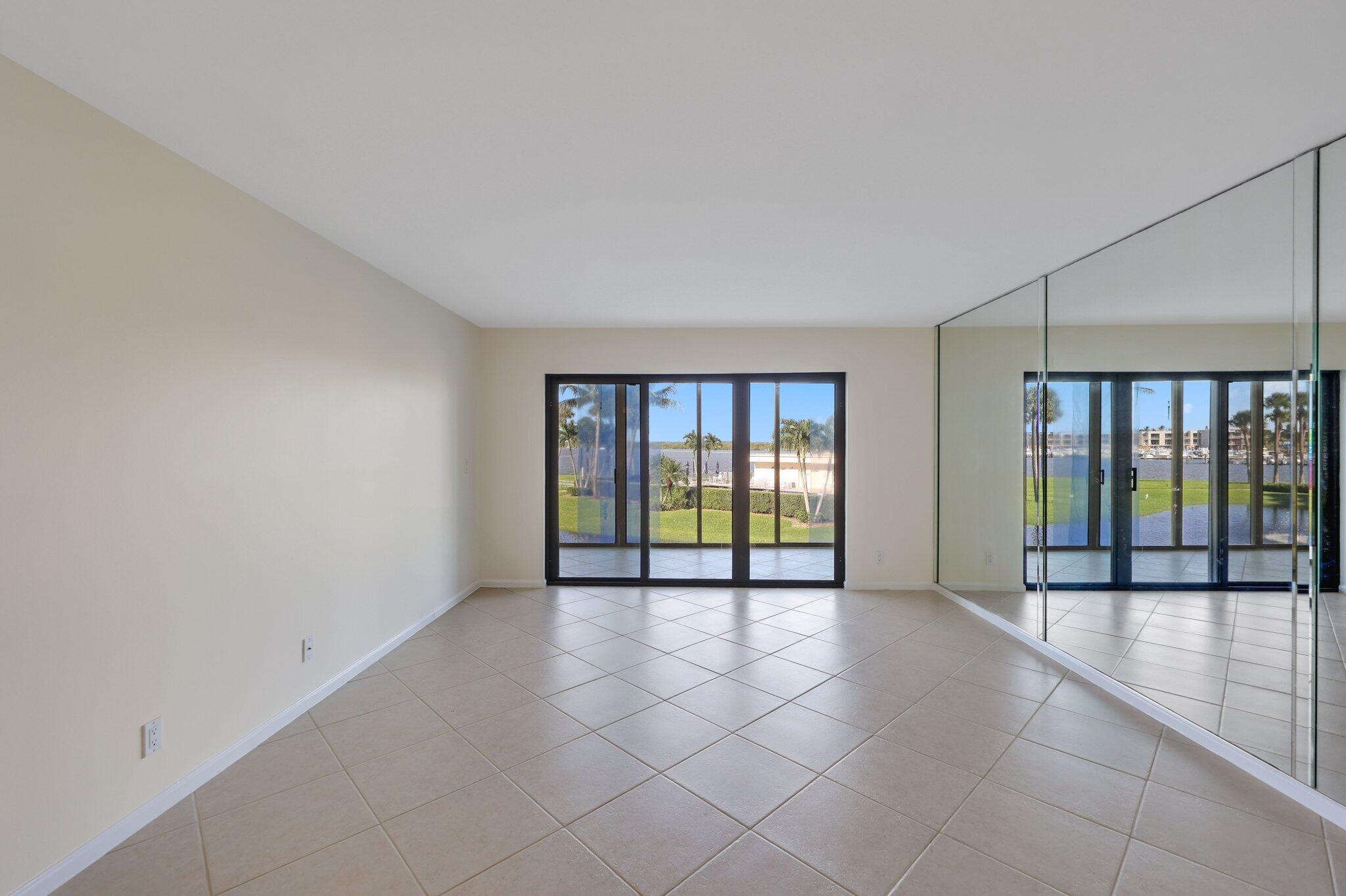 200 Intracoastal Place, Unit 206 Jupiter, FL 33469 - Photo 21 of 35 a view of an empty room with window