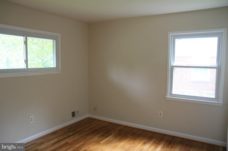 7406 Stinson Road Alexandria, VA 22306 - Photo 9 of 21 Bedroom