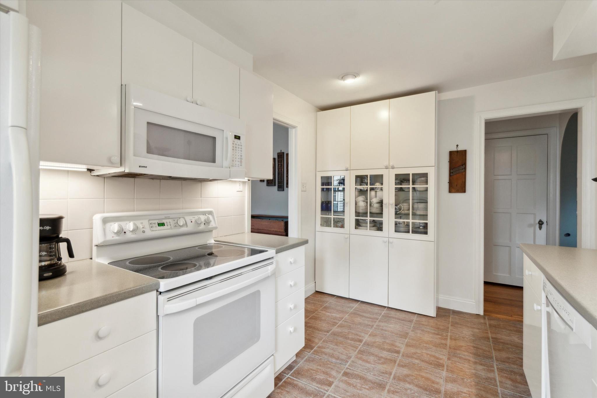 534 Brookview Lane Havertown, PA 19083 - Photo 13 of 43