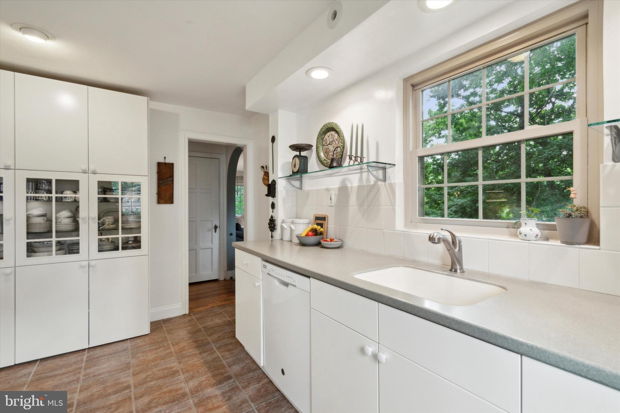 534 Brookview Lane Havertown, PA 19083 - Photo 14 of 43