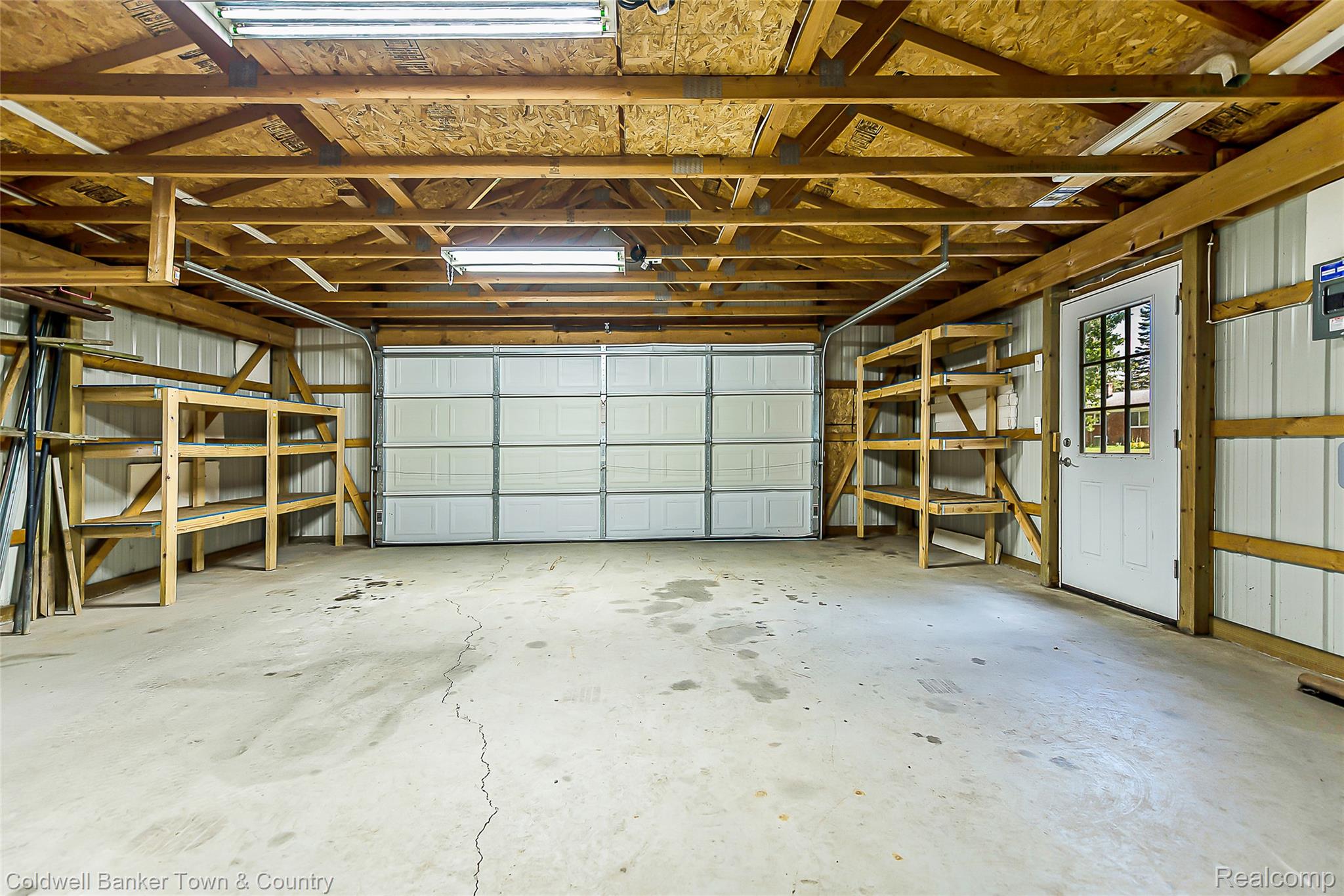 1810 Gray Road Howell, MI 48843 - Photo 30 of 41 DSC_1177-2.jpg