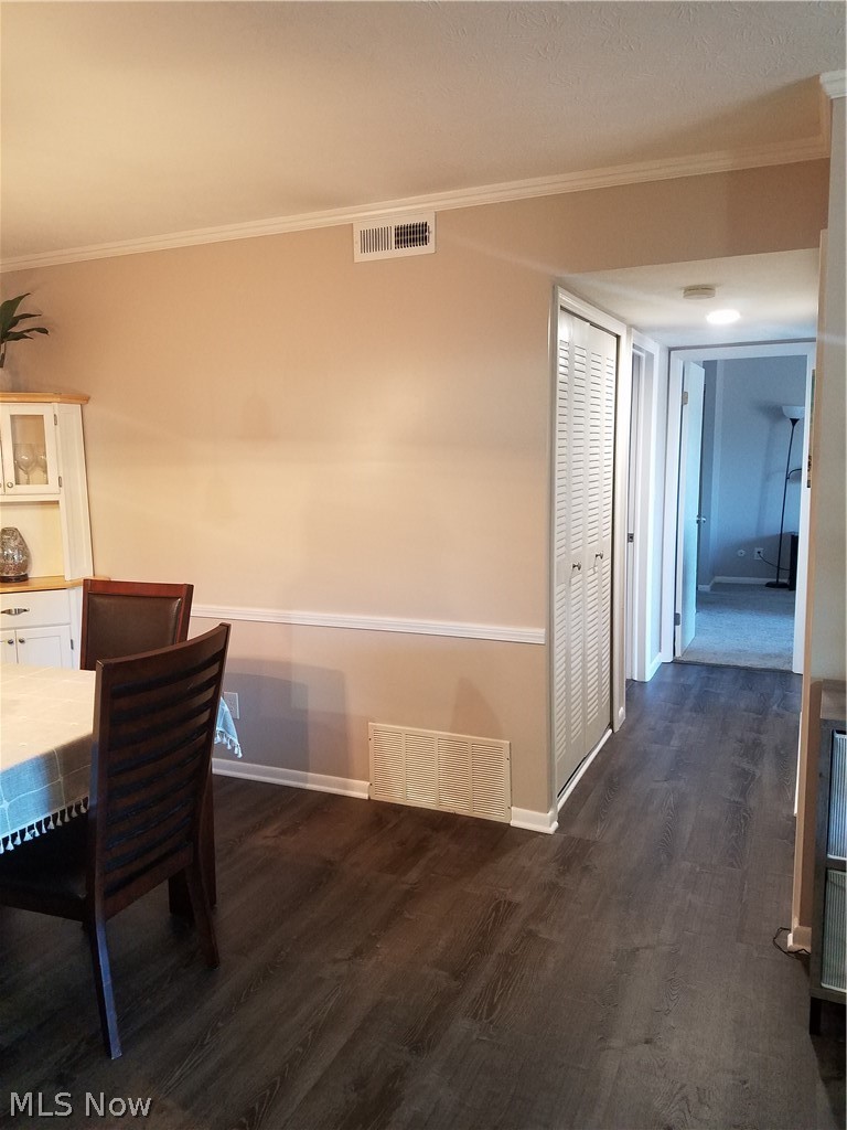22934 Mastick Road, Unit 202 Cleveland, OH 44126 - Photo 12 of 29