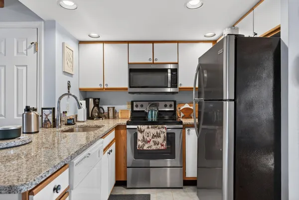 $359,000 | 22 Cherry Lane, Unit 33, Bethel, ME 04217