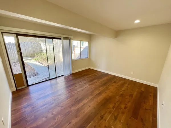 $799,000 | 265 Cornwall Avenue, Unit 2, Grass Valley, CA 95945