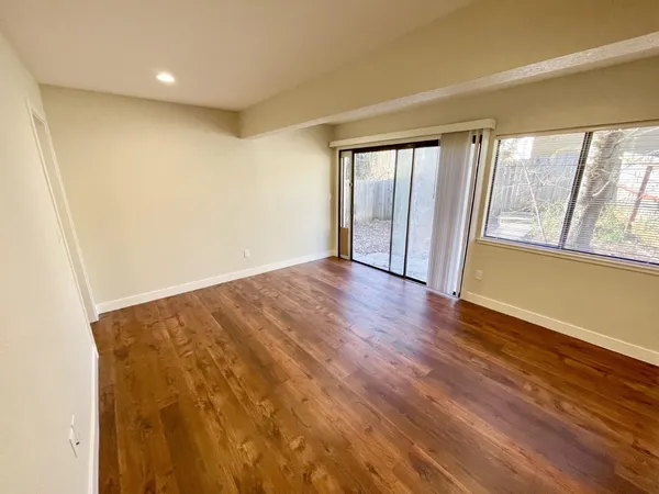 $799,000 | 265 Cornwall Avenue, Unit 2, Grass Valley, CA 95945