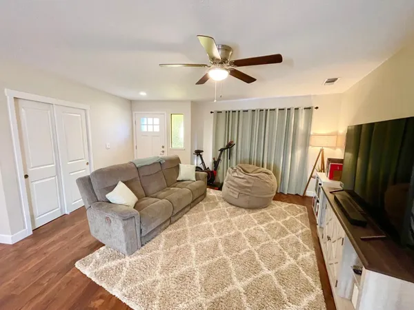 $799,000 | 265 Cornwall Avenue, Unit 2, Grass Valley, CA 95945