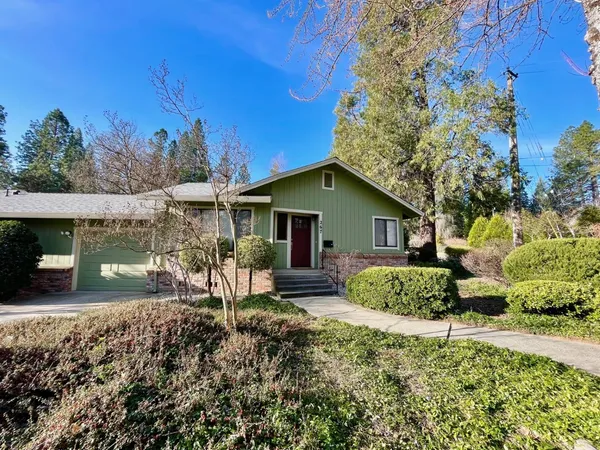 $799,000 | 265 Cornwall Avenue, Unit 2, Grass Valley, CA 95945