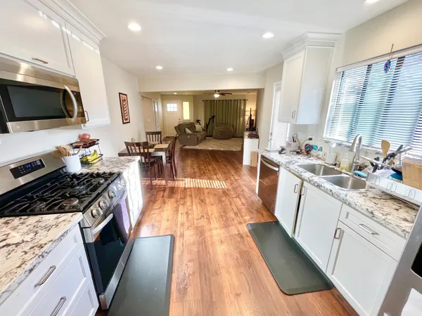 $799,000 | 265 Cornwall Avenue, Unit 2, Grass Valley, CA 95945