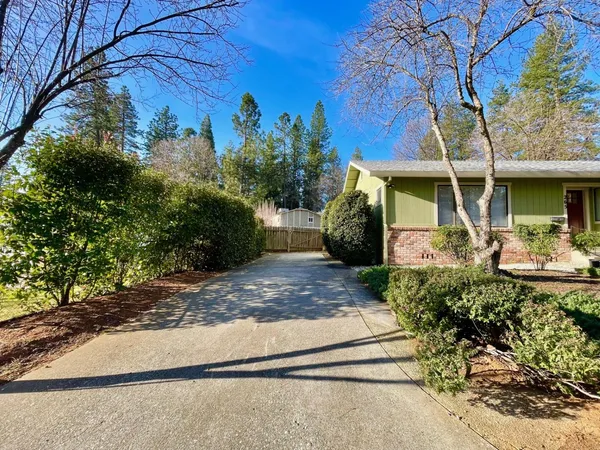 $799,000 | 265 Cornwall Avenue, Unit 2, Grass Valley, CA 95945