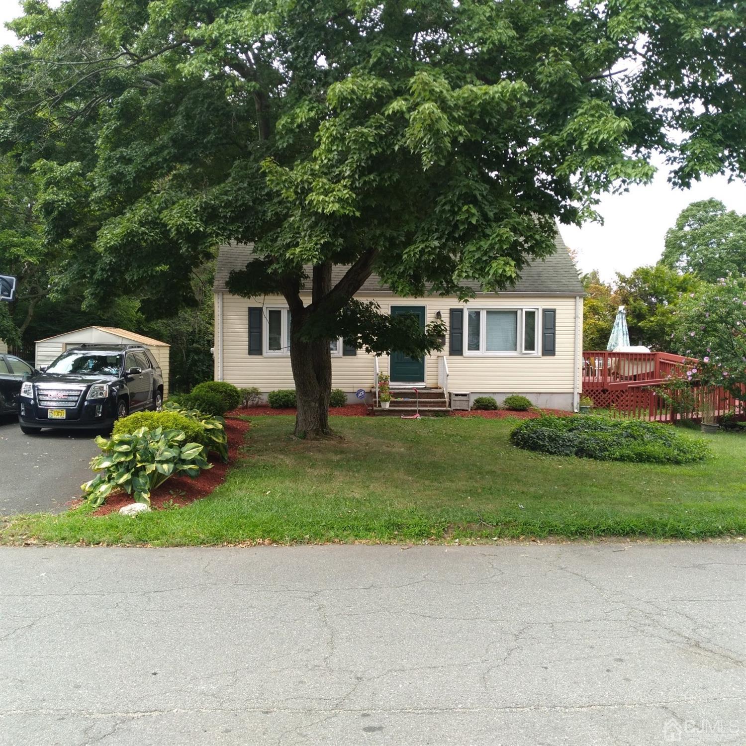 6 Tuthill Road New Brunswick, NJ 08901 - Photo 1 of 29
