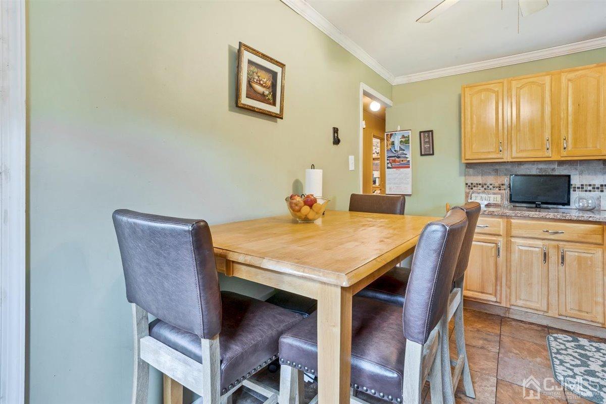 6 Tuthill Road New Brunswick, NJ 08901 - Photo 13 of 29