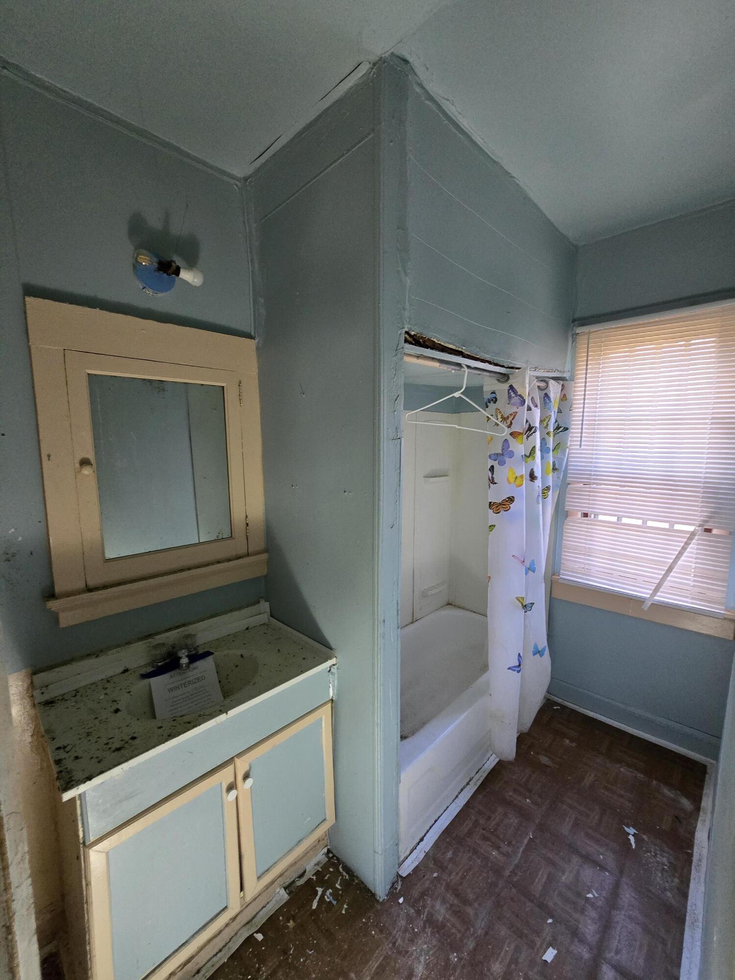 3237 North 26th Street, Unit 3239 Milwaukee, WI 53206 - Photo 8 of 10 20260408_171623