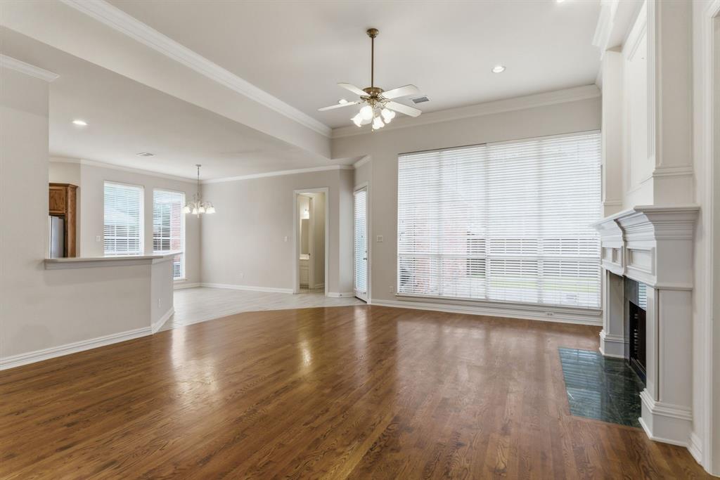 4553 Meadow Ridge Drive Plano, TX 75093 - Photo 11 of 40