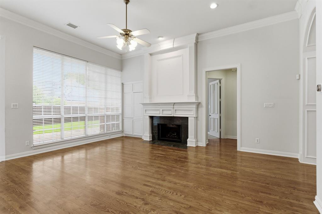4553 Meadow Ridge Drive Plano, TX 75093 - Photo 12 of 40