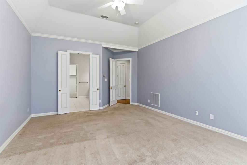 4553 Meadow Ridge Drive Plano, TX 75093 - Photo 24 of 40