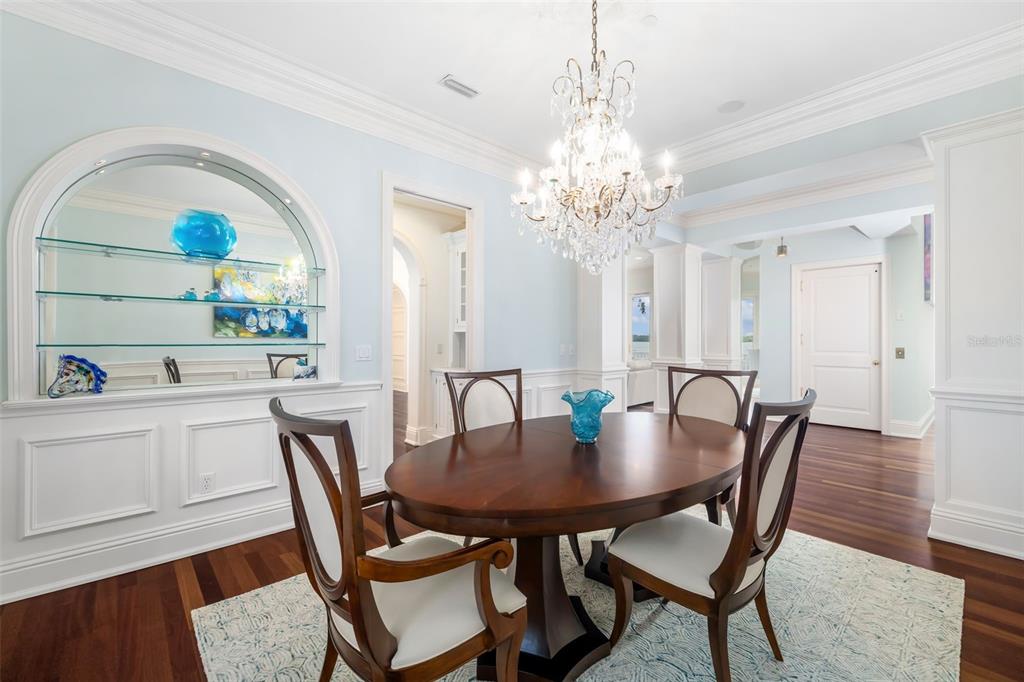 8585 Midnight Pass Road Sarasota, FL 34242 - Photo 23 of 93