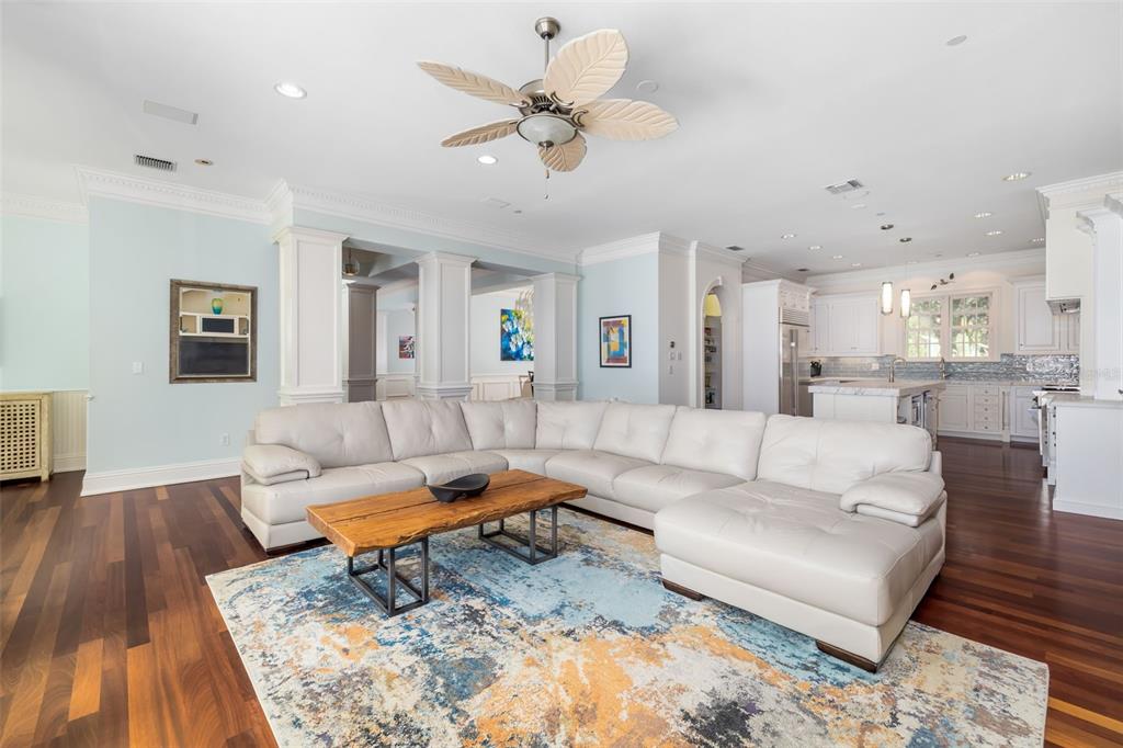 8585 Midnight Pass Road Sarasota, FL 34242 - Photo 25 of 93