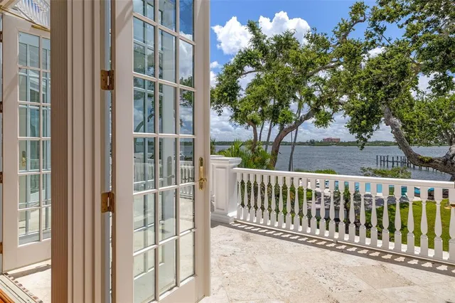 $7,390,000 | 8585 Midnight Pass Road, Sarasota, FL 34242