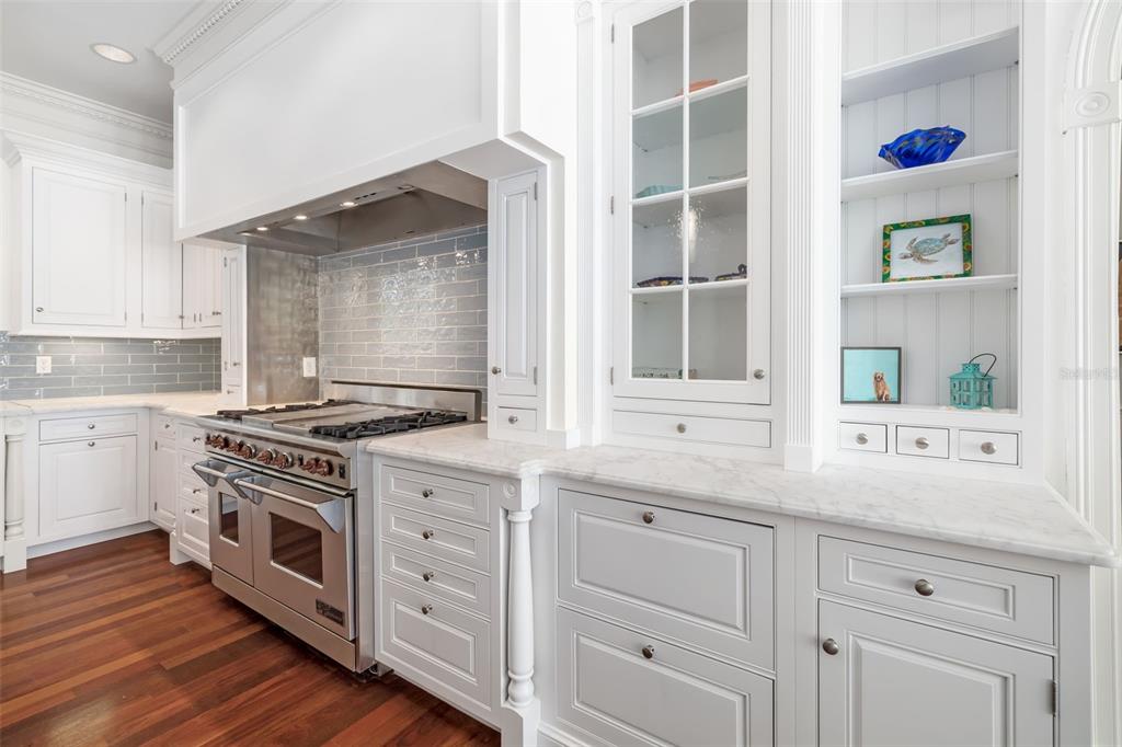 8585 Midnight Pass Road Sarasota, FL 34242 - Photo 35 of 93