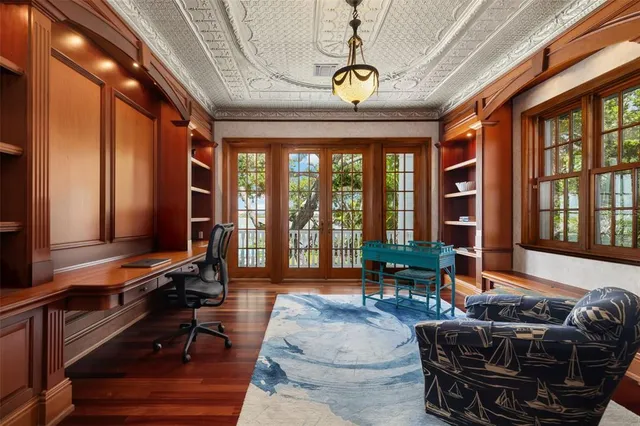 $7,390,000 | 8585 Midnight Pass Road, Sarasota, FL 34242