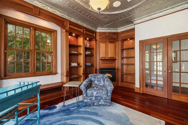 $7,390,000 | 8585 Midnight Pass Road, Sarasota, FL 34242