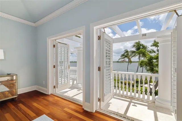 $7,390,000 | 8585 Midnight Pass Road, Sarasota, FL 34242