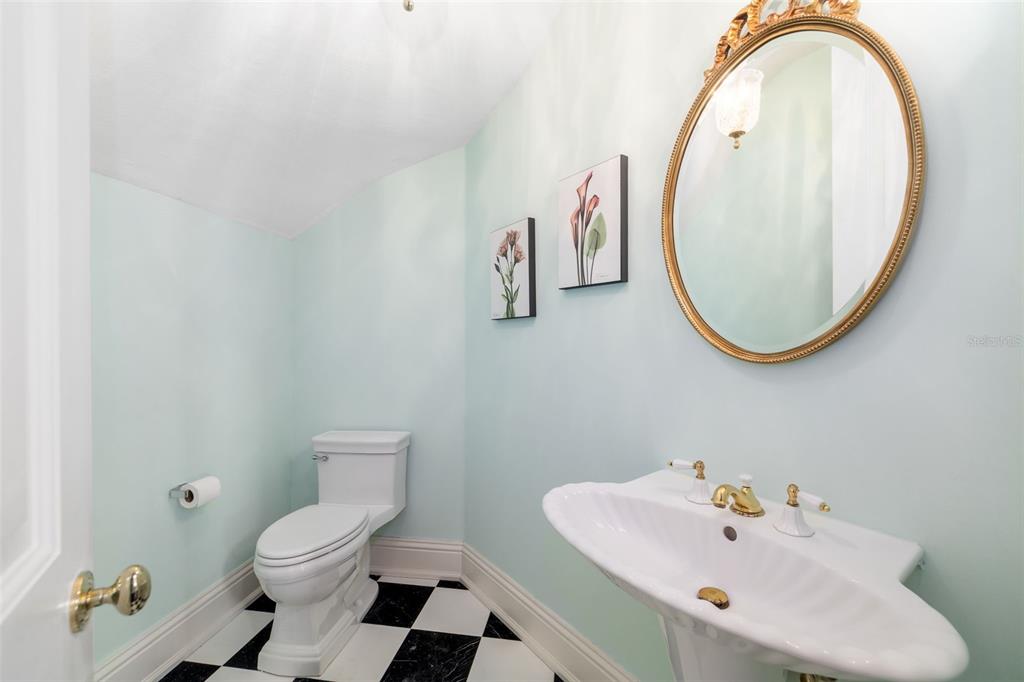 8585 Midnight Pass Road Sarasota, FL 34242 - Photo 69 of 93