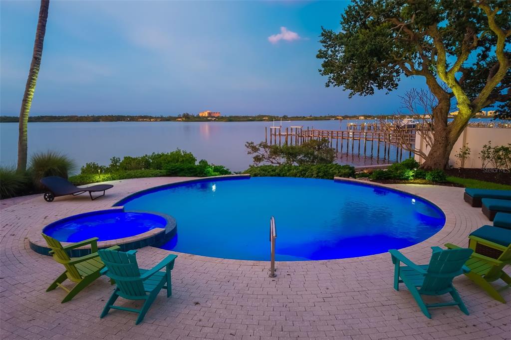 8585 Midnight Pass Road Sarasota, FL 34242 - Photo 91 of 93