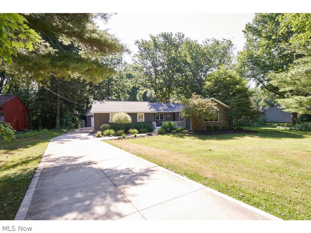 837 Brunsdorph Road Fairlawn, OH 44333 - Photo 33 of 35 Newer concrete driveway, exterior newer paint