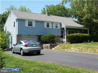 212 Croft Road North Wales, PA 19454 - Photo 2 of 5 Gallery Image 2