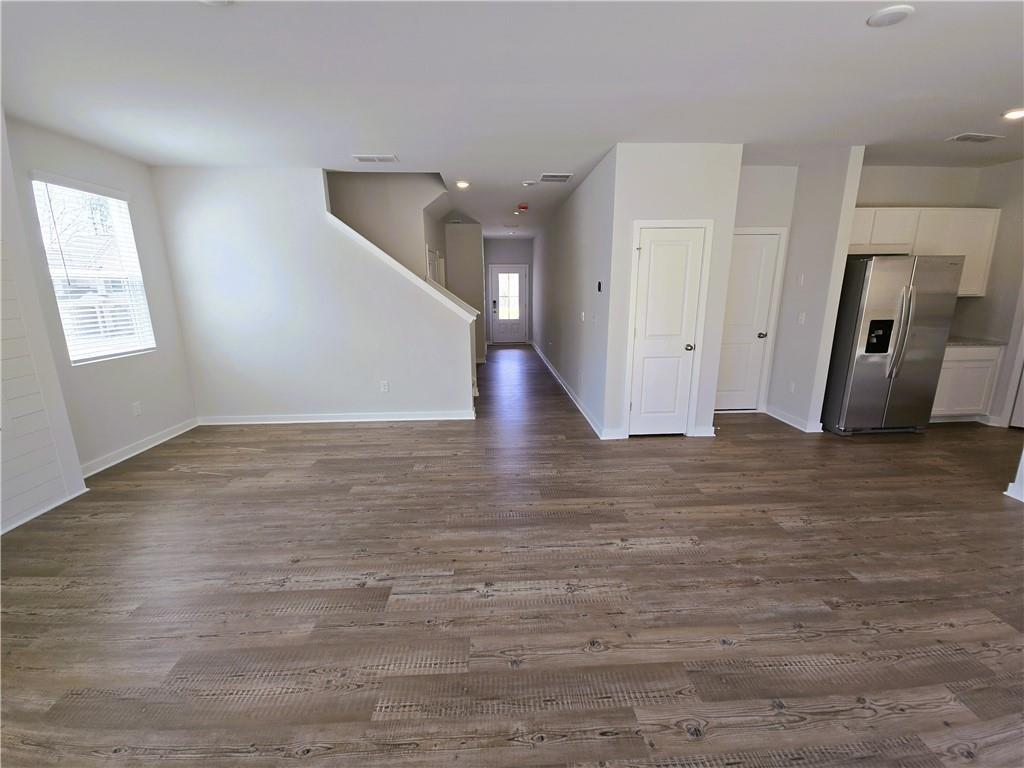 5539 Rosehall Place Atlanta, GA 30349 - Photo 3 of 24