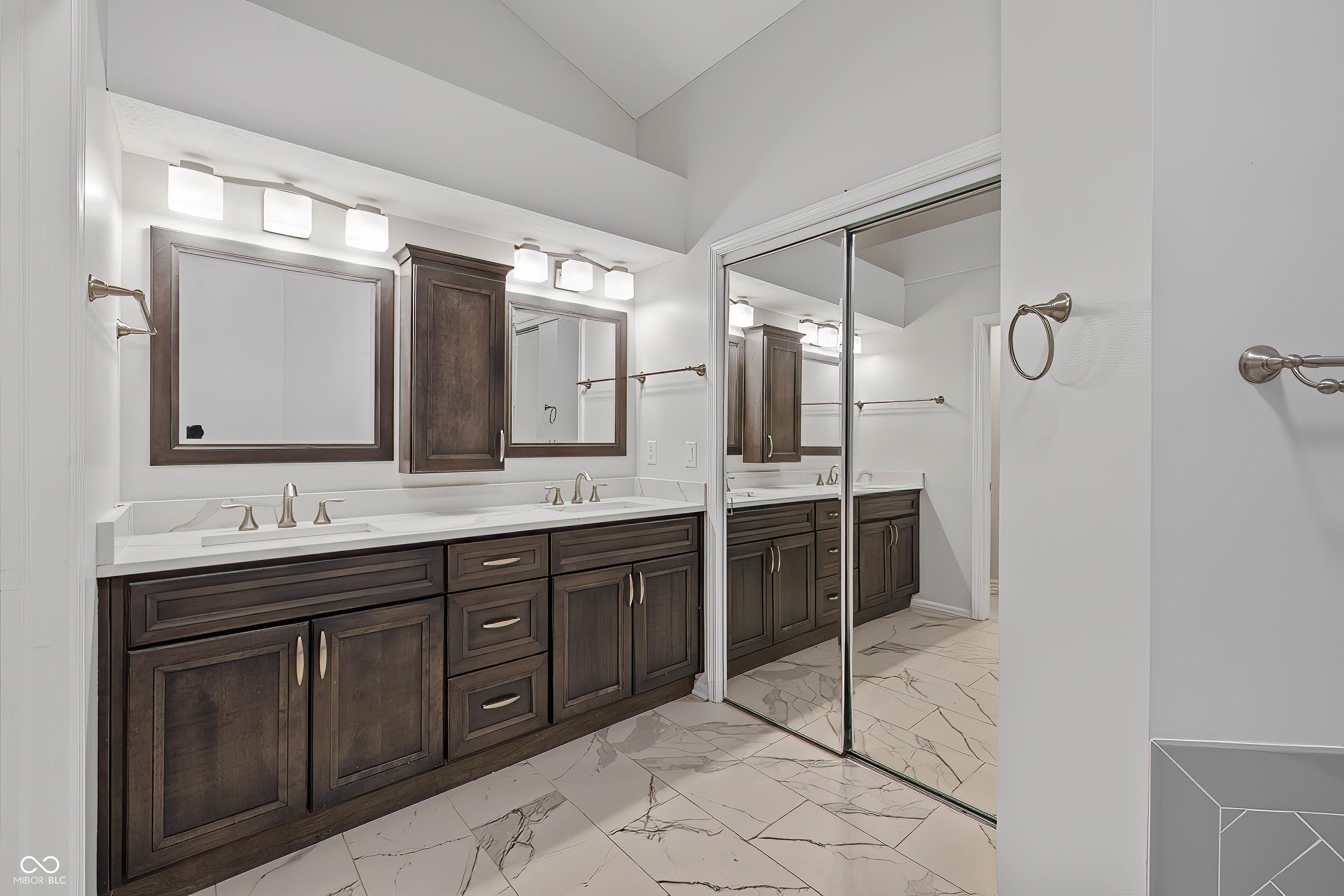 11927 Halla Place Fishers, IN 46038 - Photo 12 of 21