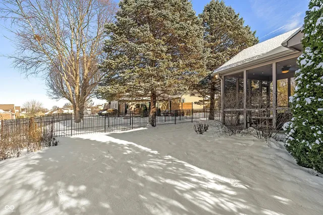 $400,000 | 11927 Halla Place, Fishers, IN 46038