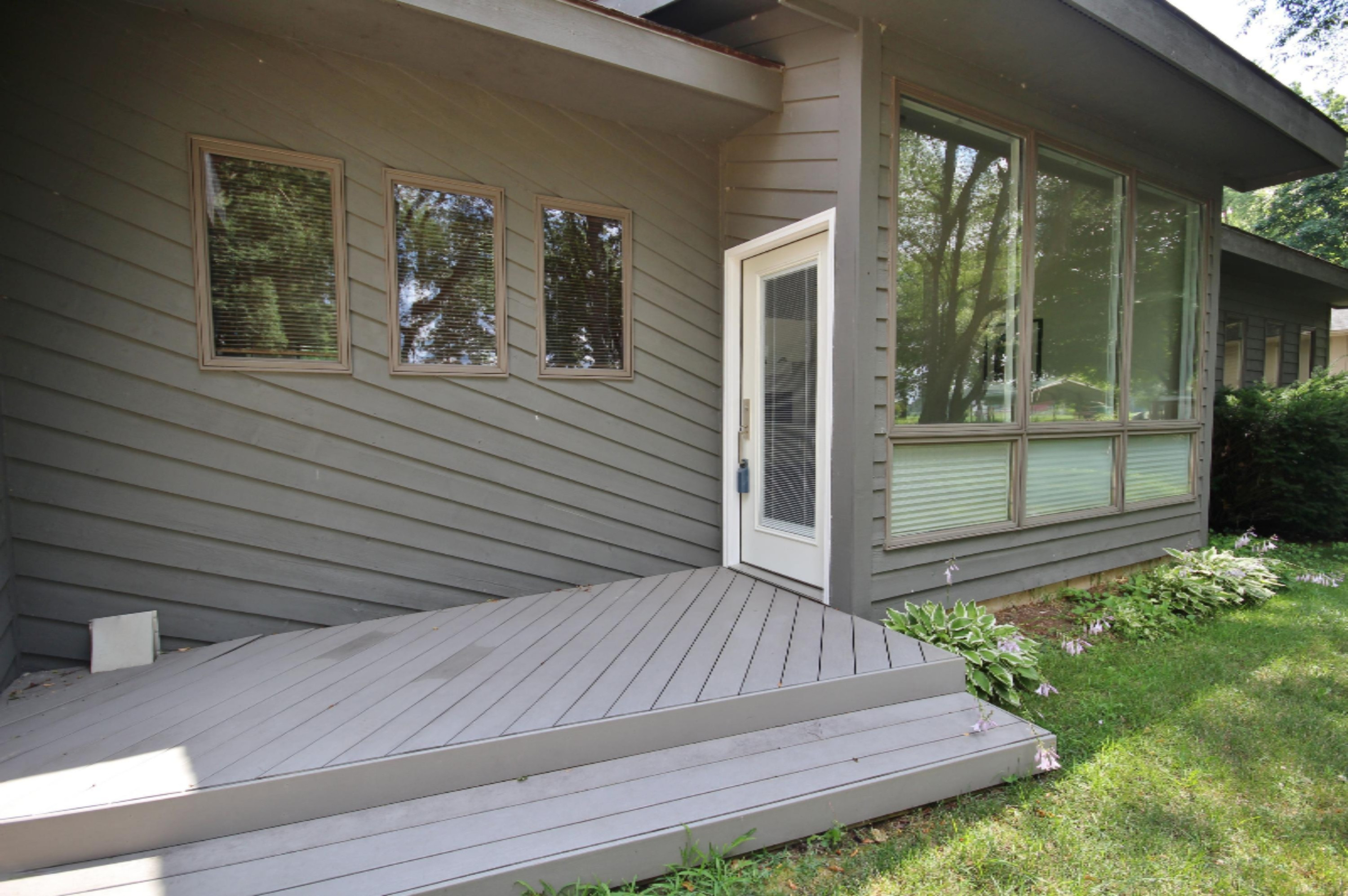19672 Cres Beach Road Three Rivers, MI 49093 - Photo 3 of 47 IMG_2976