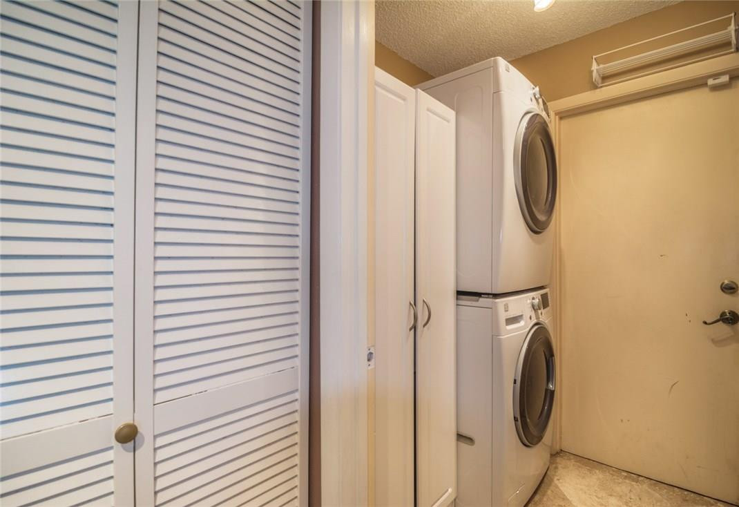 10176 Allegro Drive Boca Raton, FL 33428 - Photo 15 of 32 Indoor dedicated Laundry Room
