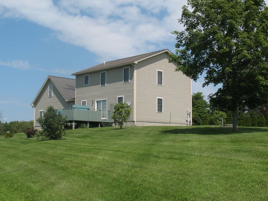 1603 Sandy Birch Road Georgia, VT 05468 - Photo 3 of 32