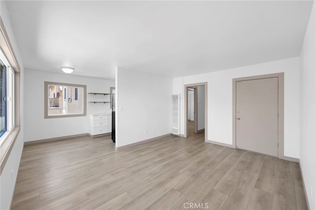 925 Cherry Long Beach, CA 90813 - Photo 3 of 21