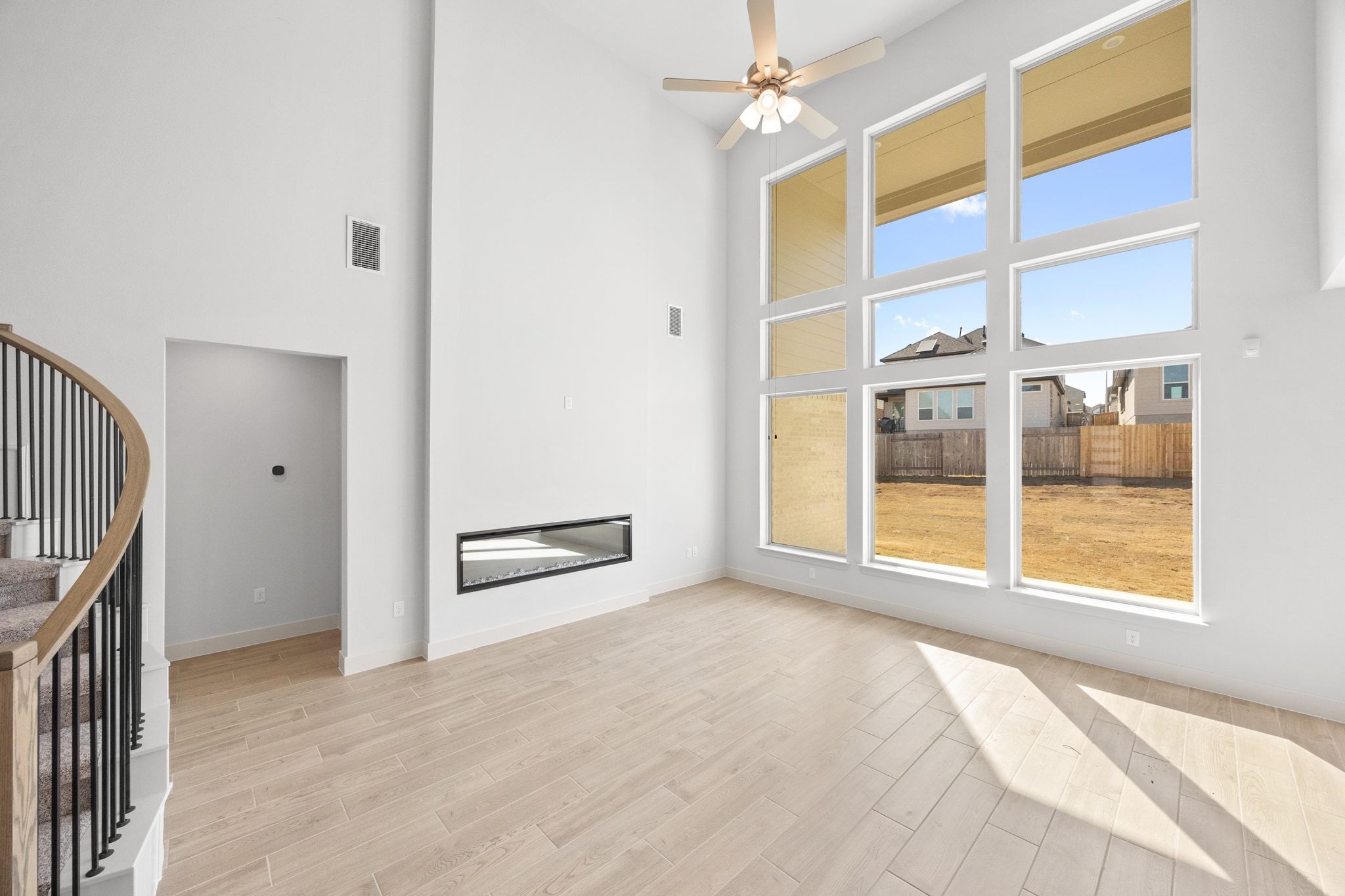 113 Meadow Beauty Lane Georgetown, TX 78633 - Photo 9 of 38