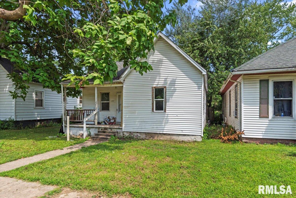 1715 Clay Street Springfield, IL 62703 - Photo 2 of 11