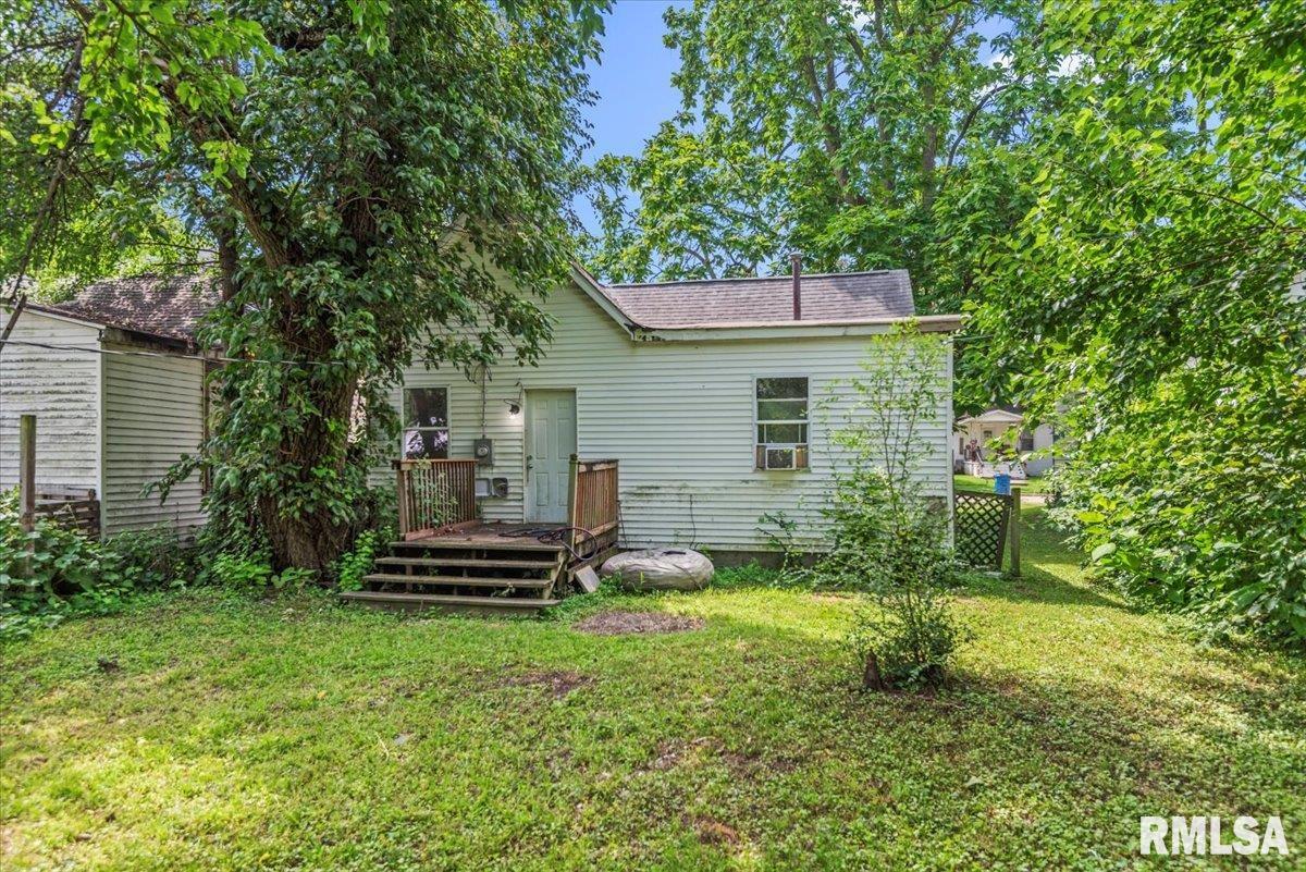 1715 Clay Street Springfield, IL 62703 - Photo 10 of 11