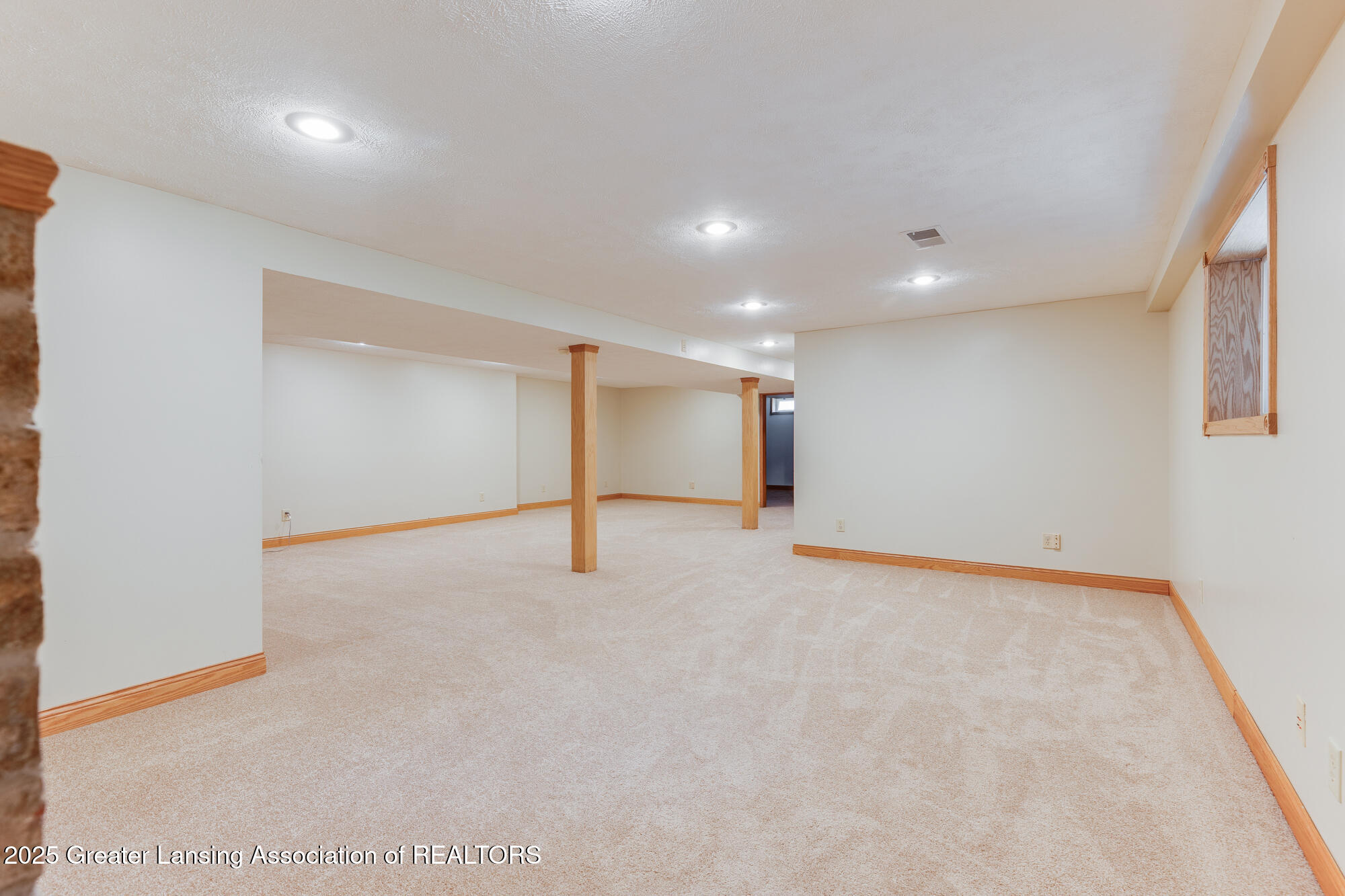 1508 South Canal Road Lansing, MI 48917 - Photo 33 of 55 1508_S_Canal_PAUL-51
