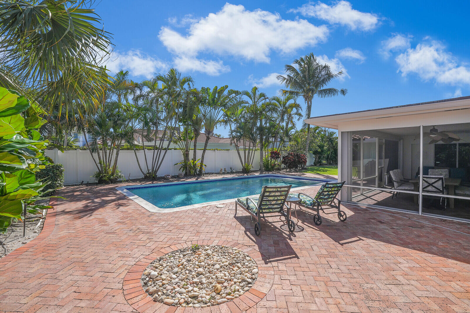 1161 Dolphin Road Singer Island, FL 33404 - Photo 34 of 51 35_Image_35_mls
