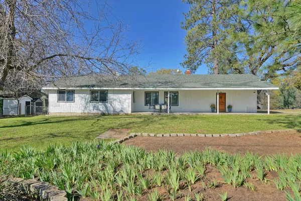 $425,000 | 6261 Grizzly Flat Road, Somerset, CA 95684