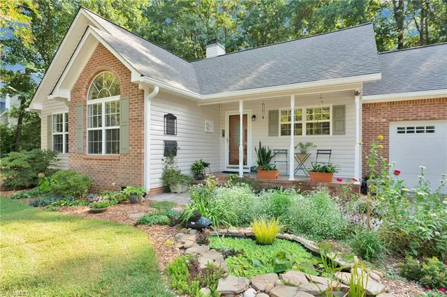 $380,000 | 1609 Underpass Road, Advance, NC 27006