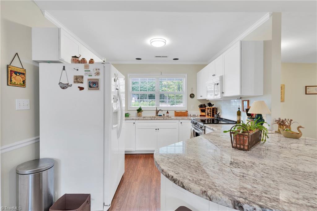 1609 Underpass Road Advance, NC 27006 - Photo 8 of 35 Kitchen