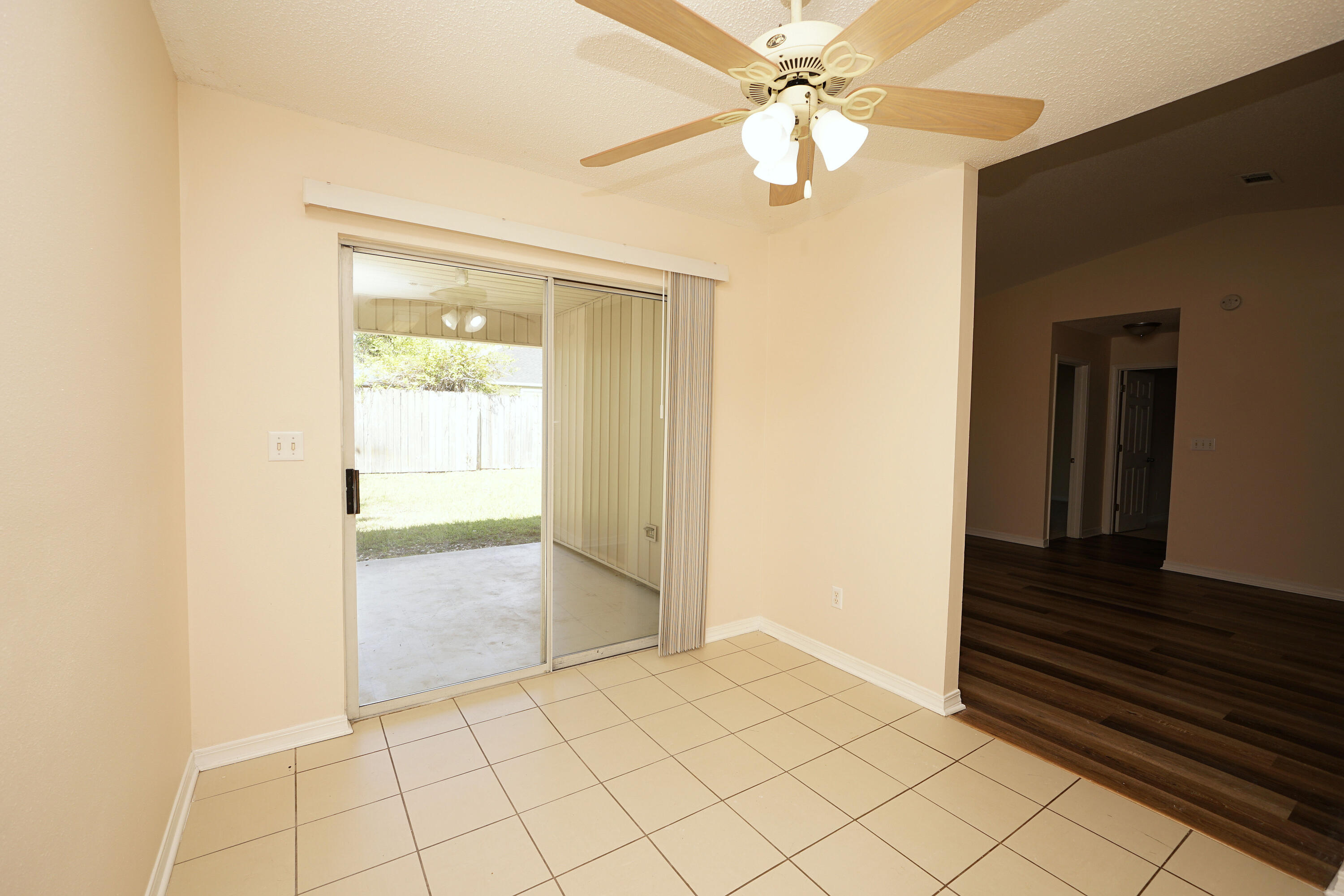 406 Springate Court Mary Esther, FL 32569 - Photo 22 of 41 a view of an entryway